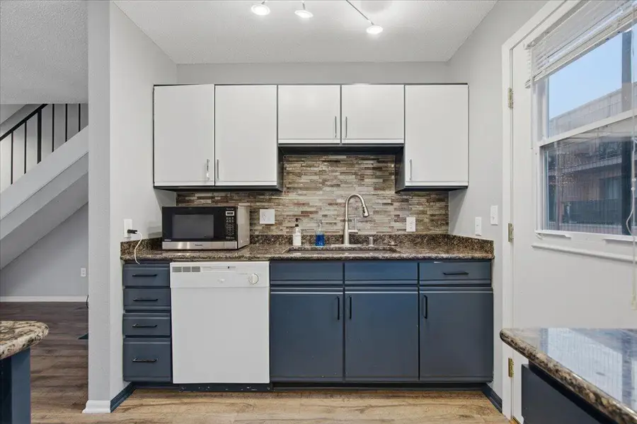 7850 Harwood AVENUE #6, Wauwatosa, WI 53213 - #2