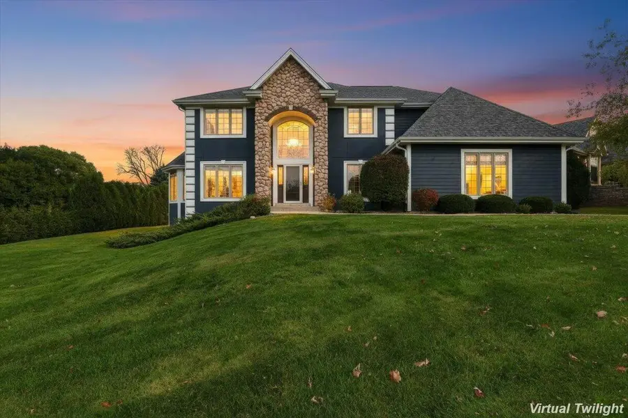 W217N5422 Taylors Woods DRIVE, Menomonee Falls, WI 53051 - #3