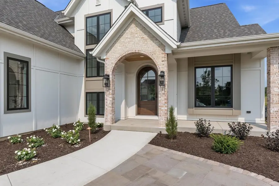 W184N5172 Sunrise LANE, Menomonee Falls, WI 53051 - #2