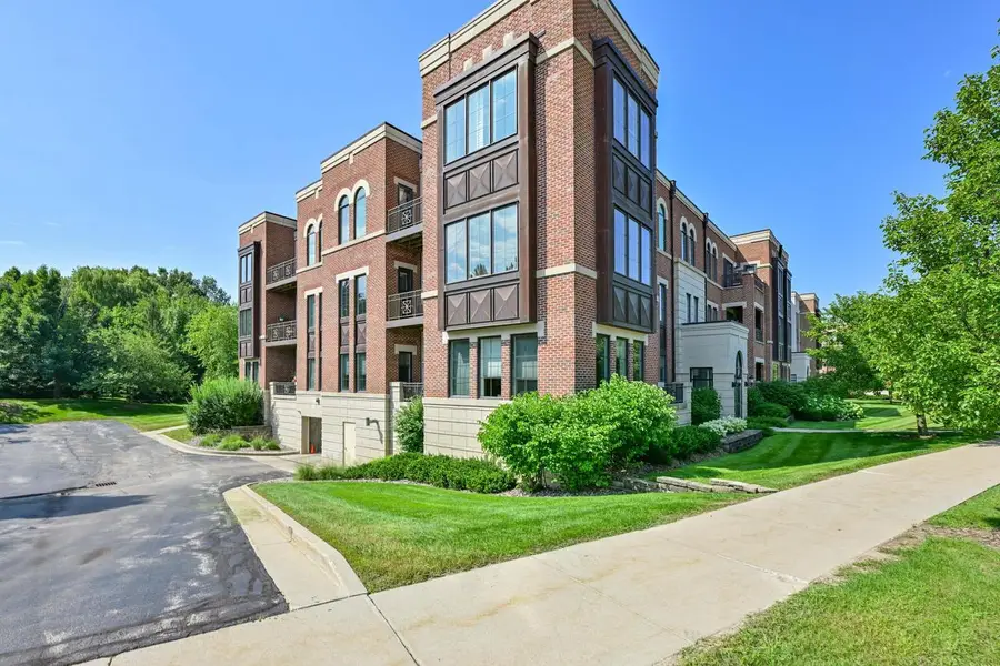 19045 Thomson DRIVE #104, Brookfield, WI 53045 - #2