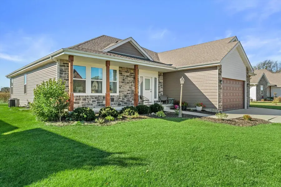 809 Winery WAY, Cambridge, WI 53523 - #3