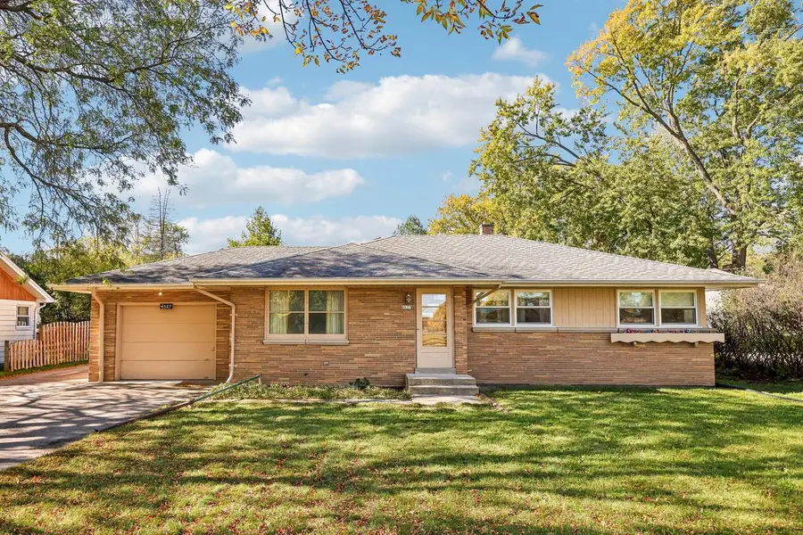 4527 N 100th STREET, Wauwatosa, WI 53225 - #2