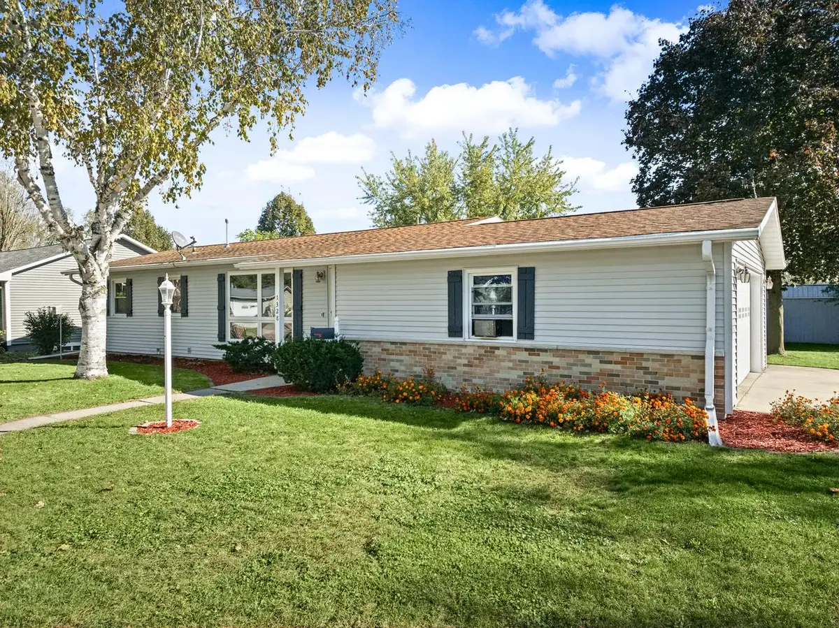 1328 James Court, Jefferson, WI 53549 - #1