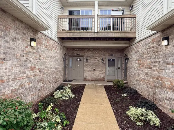 9211 S 54th STREET, Milwaukee, WI 53218
