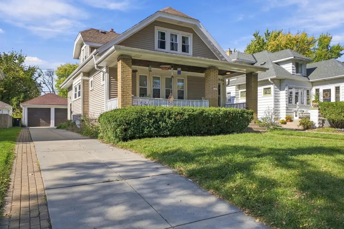 2329 N 67th STREET, Wauwatosa, WI 53213 - #1