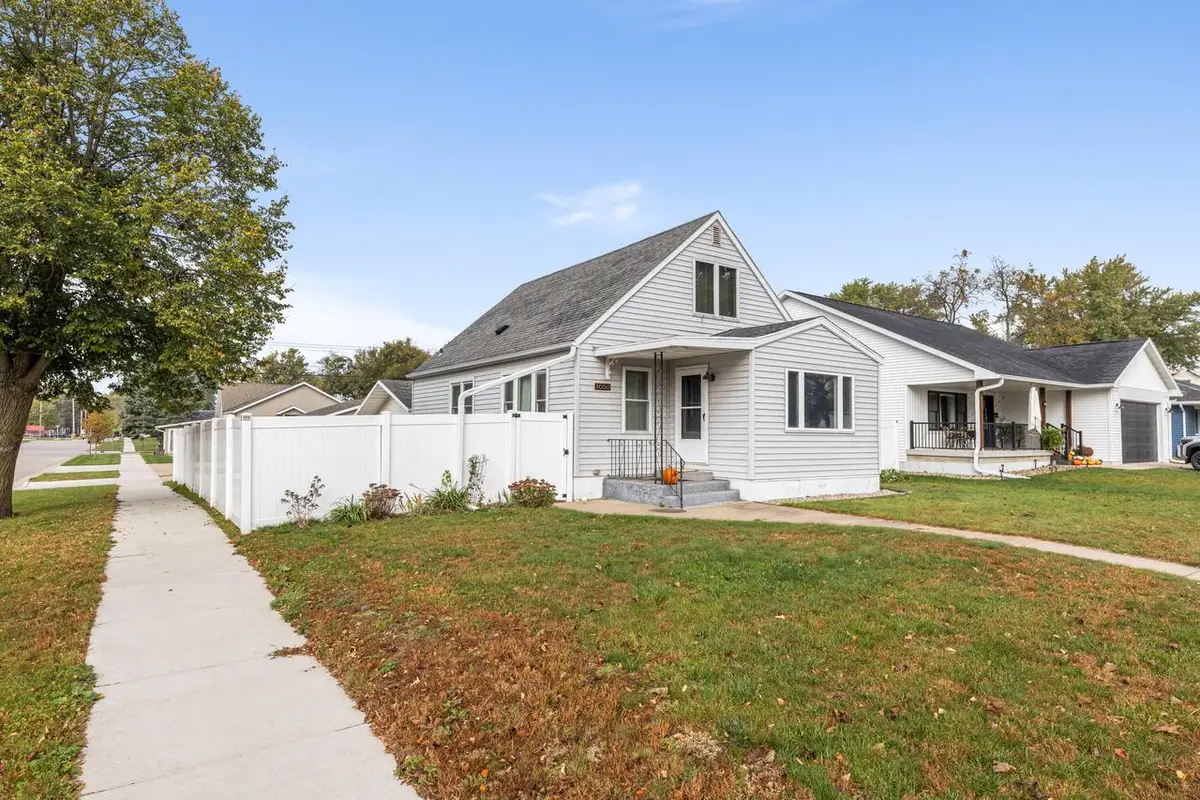3050 27th STREET S, La Crosse, WI 54601 - #1