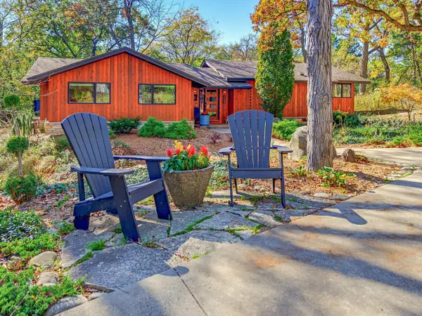 419 S Taliesin ROAD, Wales, WI 53183
