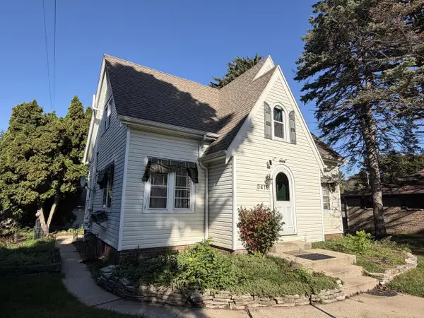 3418 N Elmwood DRIVE, Racine, WI 53405
