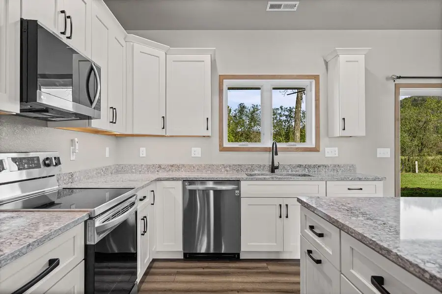 860 Bridle LANE, La Crescent, MN 55947 - #2