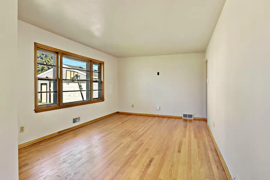 3021 24th AVENUE, Kenosha, WI 53140 - #2