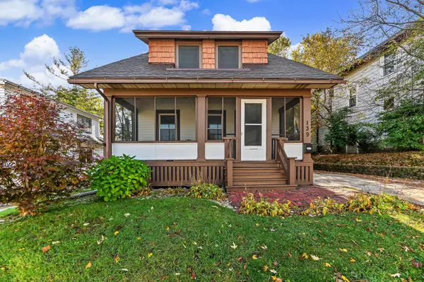 139 Fourth STREET, Waukesha, WI 53188