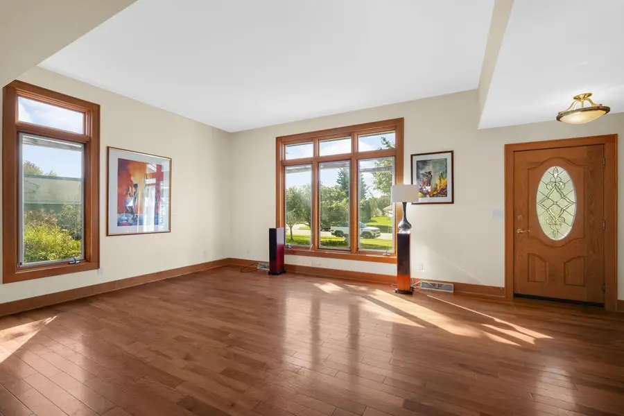 747 Laureate DRIVE, Pewaukee, WI 53072 - #2