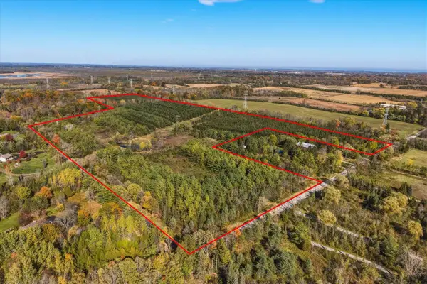 Lt2 PLEASANT VALLEY ROAD, Cedarburg, WI 53012