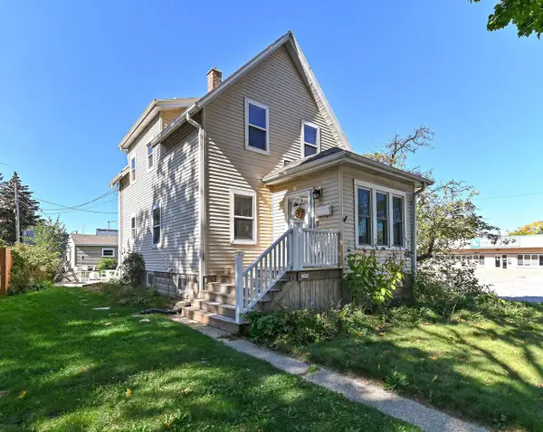 2305 S 83rd STREET, West Allis, WI 53219