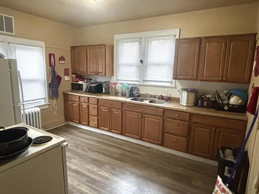 2519 N 49th STREET, Milwaukee, WI 53210 - #3