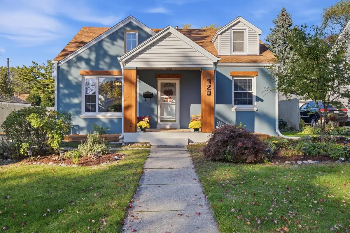 720 Aspen STREET, South Milwaukee, WI 53172 - #1