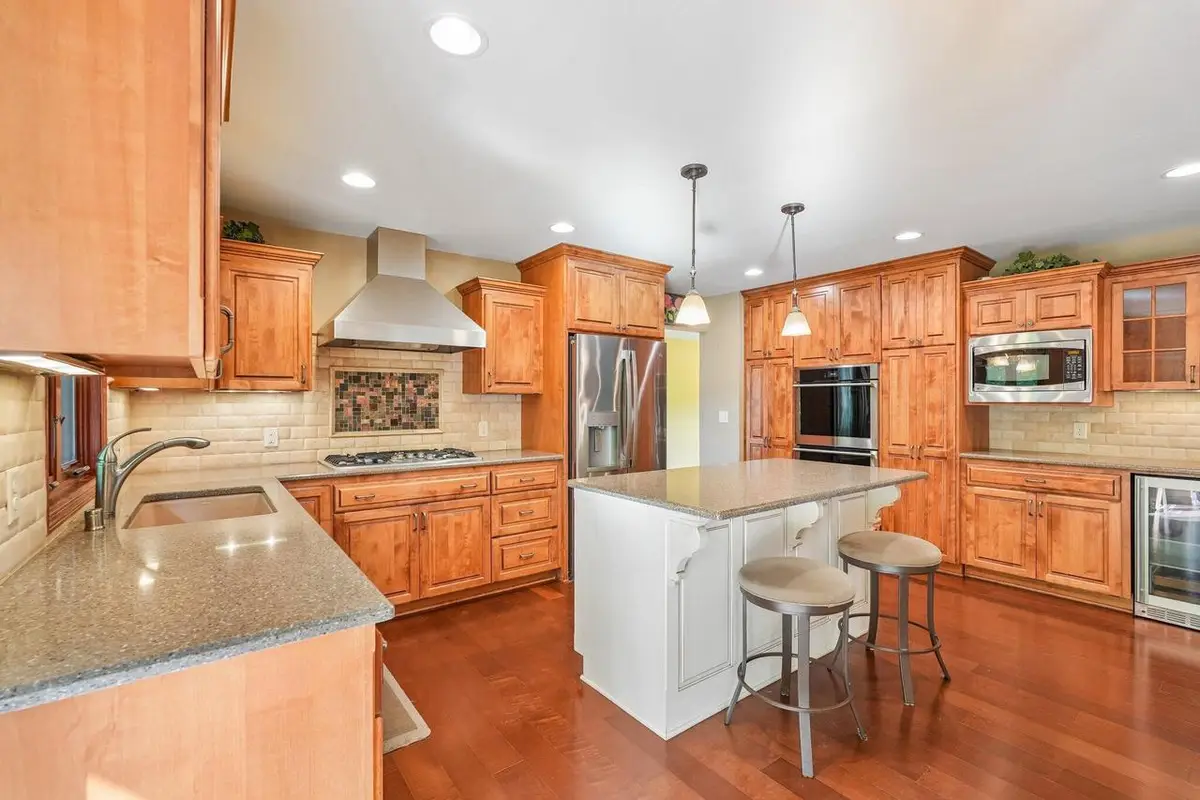 17575 Royalcrest DRIVE, Brookfield, WI 53045 - #1