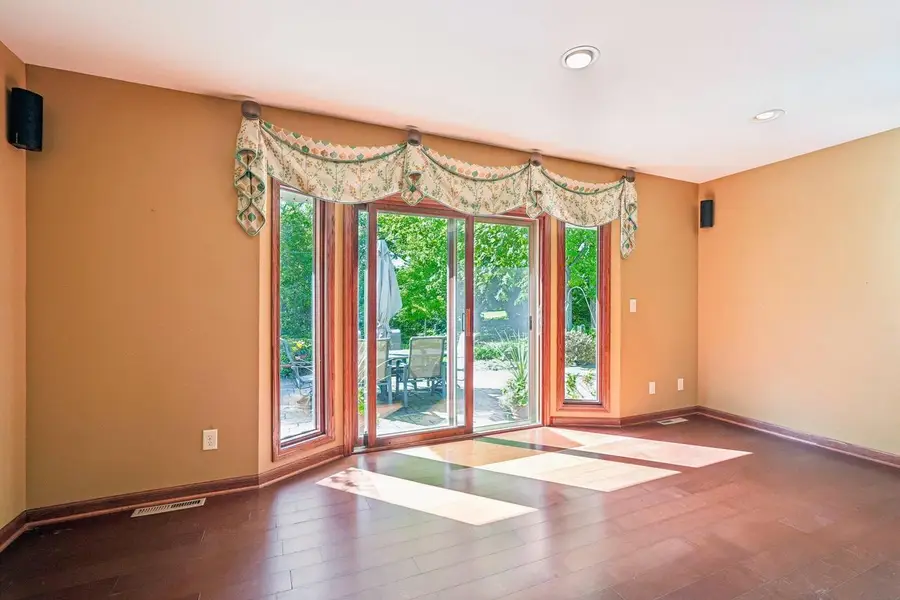 17575 Royalcrest DRIVE, Brookfield, WI 53045 - #3