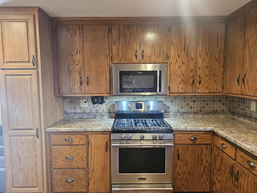 916 Rosemere CIRCLE, Manitowoc, WI 54220 - #3