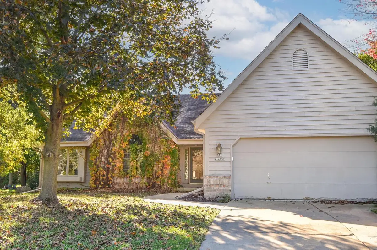 N53W14231 Invery DRIVE, Menomonee Falls, WI 53051 - #1
