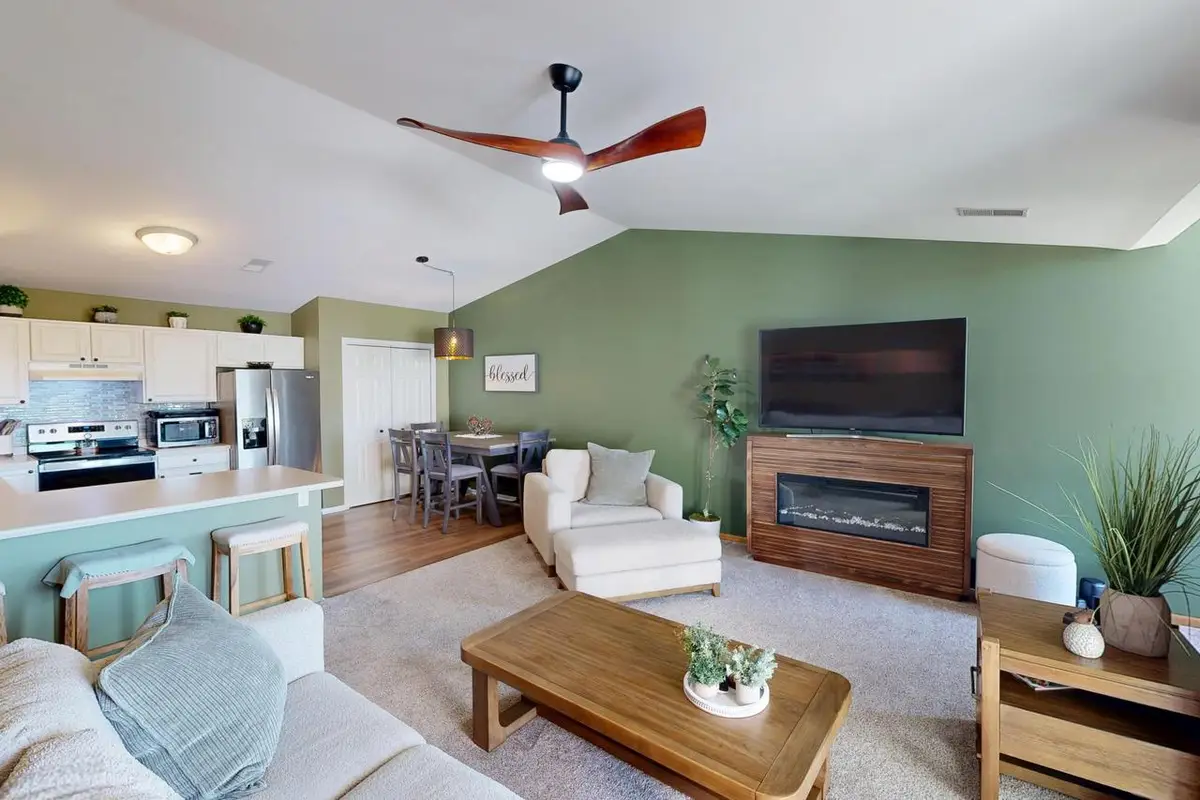 1600 Commonwealth DRIVE #1, Fort Atkinson, WI 53538 - #1