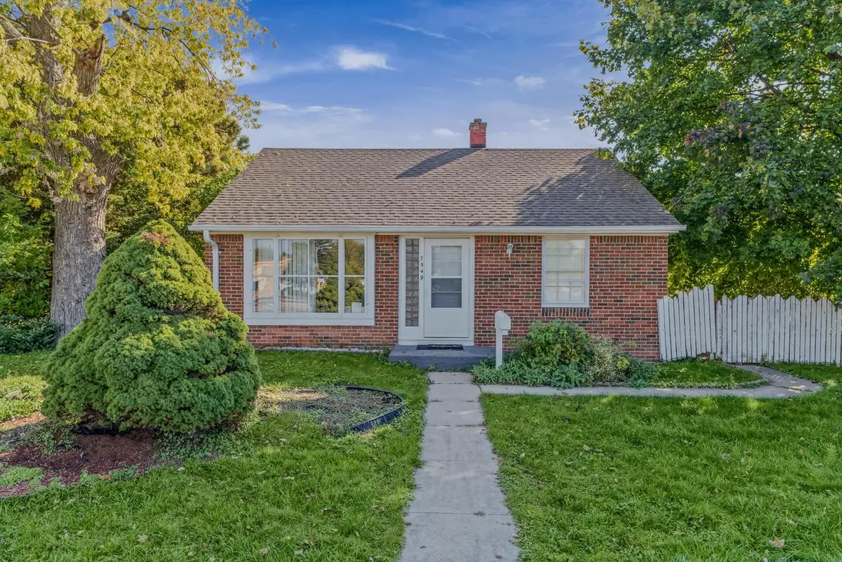 7549 W Beloit ROAD, West Allis, WI 53219 - #1