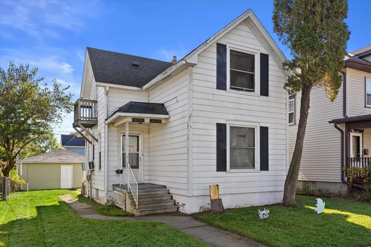 2115 Clarence AVENUE, Racine, WI 53405 - #1