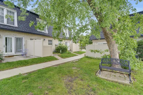 4134 W Cherrywood LANE #4134, Milwaukee, WI 53209
