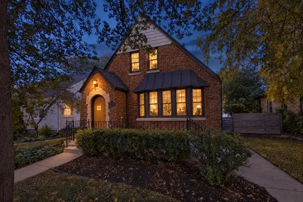 2322 S 57th STREET, West Allis, WI 53219