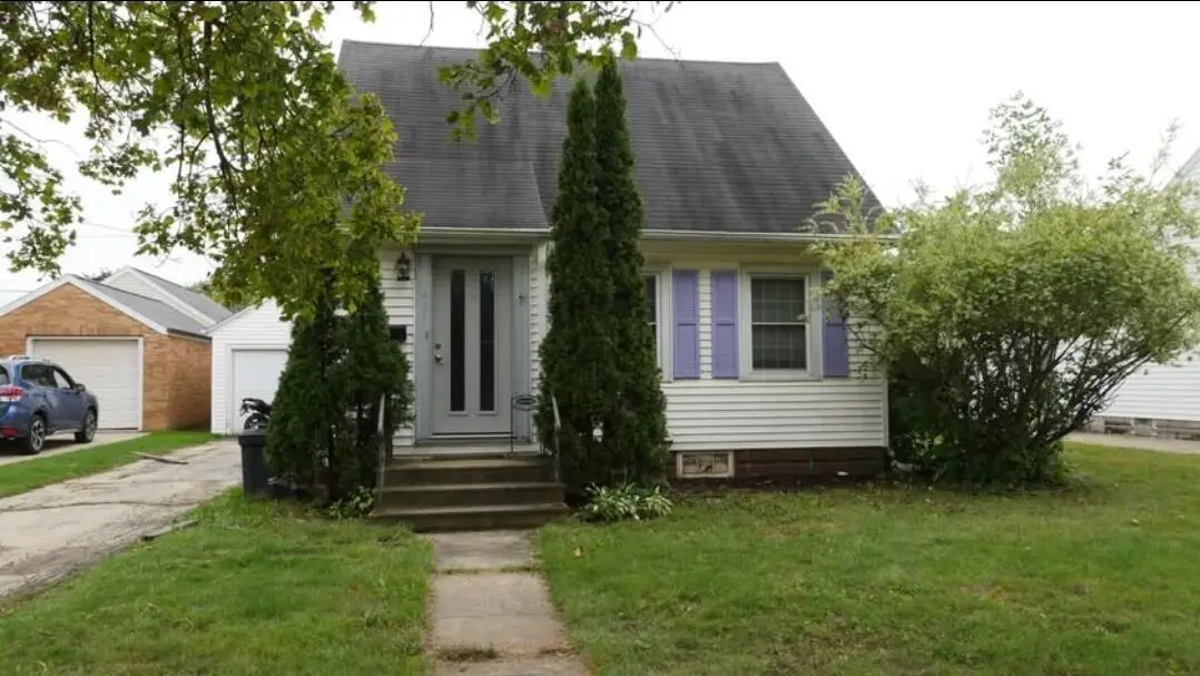 421 Whitney STREET, Kaukauna, WI 54130 - #1