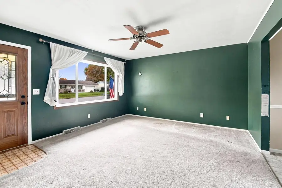 1714 Annie STREET, West Bend, WI 53090 - #2