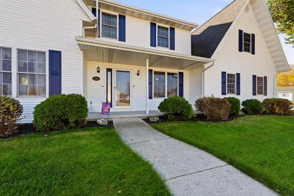4521 Country LANE, Manitowoc, WI 54220