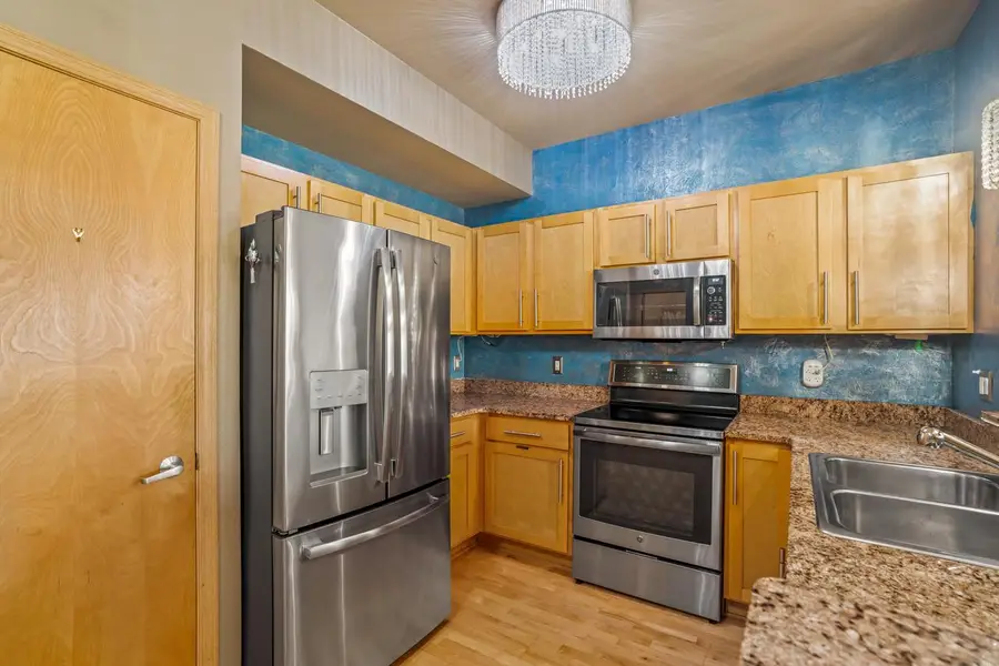 2121 S Kinnickinnic AVENUE #113, Milwaukee, WI 53207 - #2