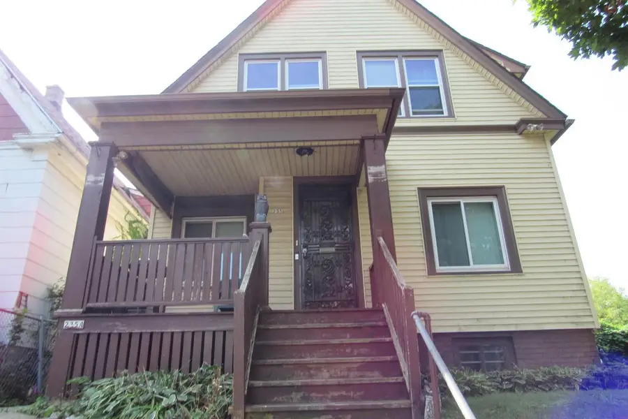 235 E Burleigh STREET, Milwaukee, WI 53212 - #2