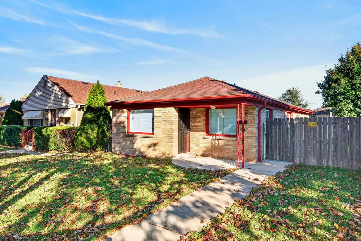 4110 N 61st STREET, Milwaukee, WI 53216 - #1