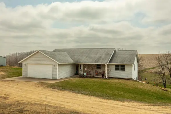 5995 Section Line Road, Dodgeville, WI 53533