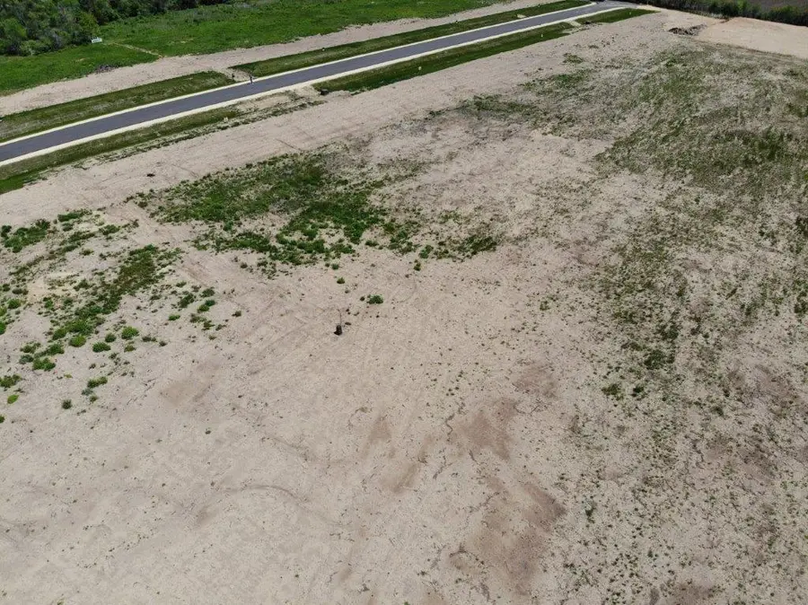 3155 W Creekview Lane, Beloit, WI 53511 - Image #2