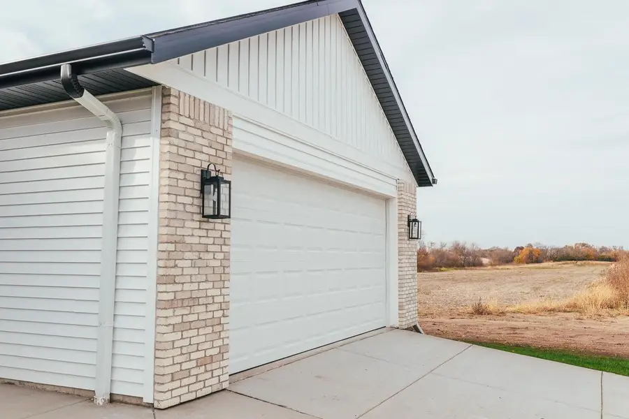 286 Santa Maria Drive, Arlington, WI 53911 - #3