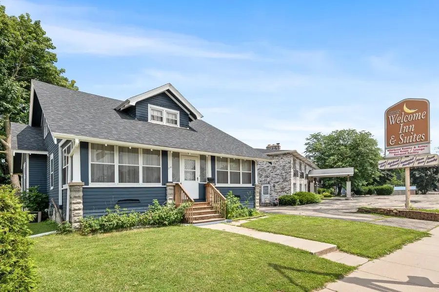 216 E Fond du Lac Street, Ripon, WI 54971 - #2