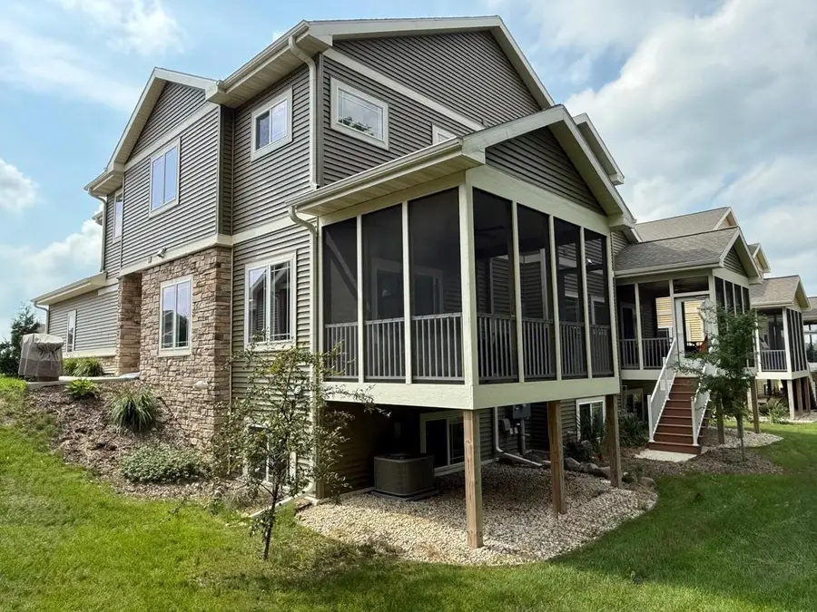 6672 Church Hill Court, Deforest, WI 53532 - Image #3