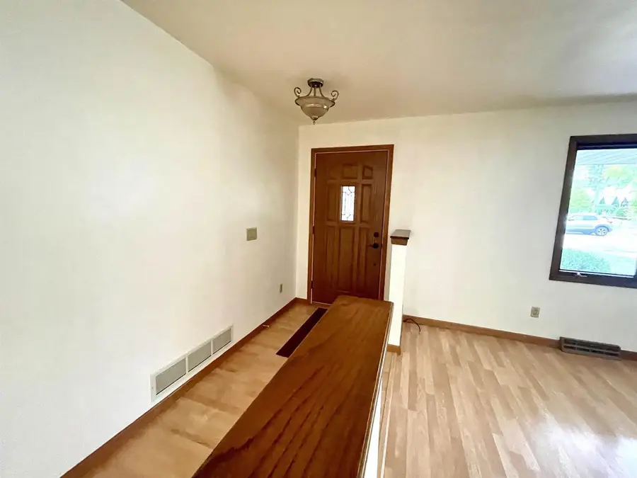 2654 20th Avenue, Monroe, WI 53566 - Image #3