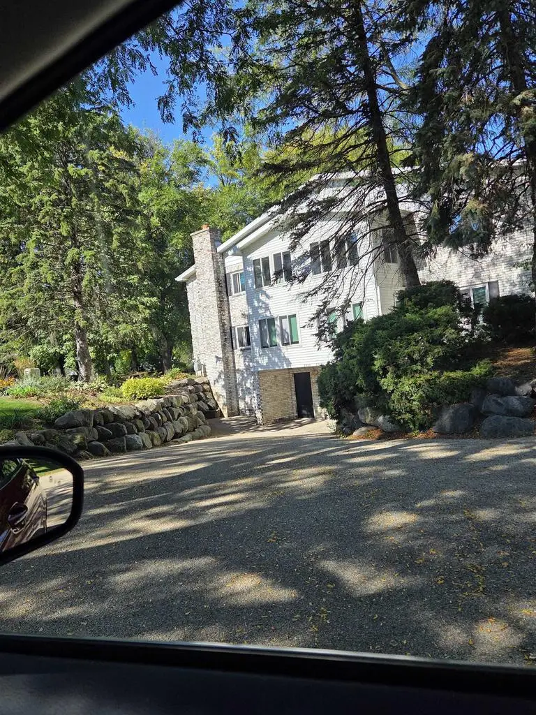 1514 Golf View Road #E, Madison, WI 53704 - Image #3