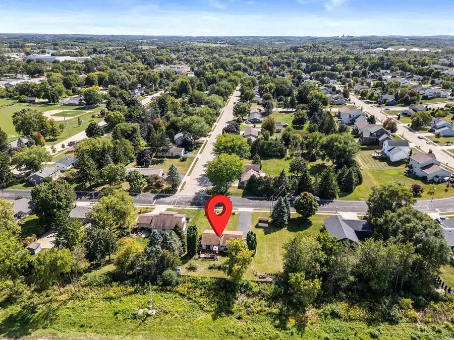 201 Cedar Street, Johnson Creek, WI 53038 - Image #3