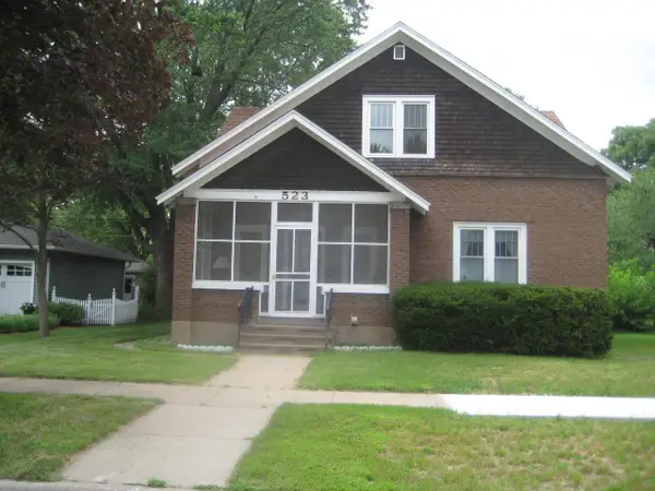 523 S Michigan Street, Prairie Du Chien, WI 53821