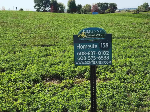 1601 Fred Schunk Court, Waunakee, WI 53597