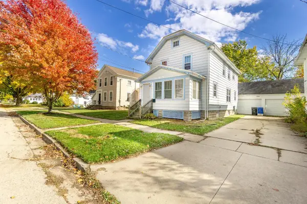 445 S Birdsey Street, Columbus, WI 53925