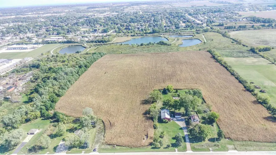 3247 County Highway H Road, Sturtevant, WI 53177 - Image #3