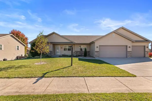 303 Honeycrisp Drive, Beaver Dam, WI 53916