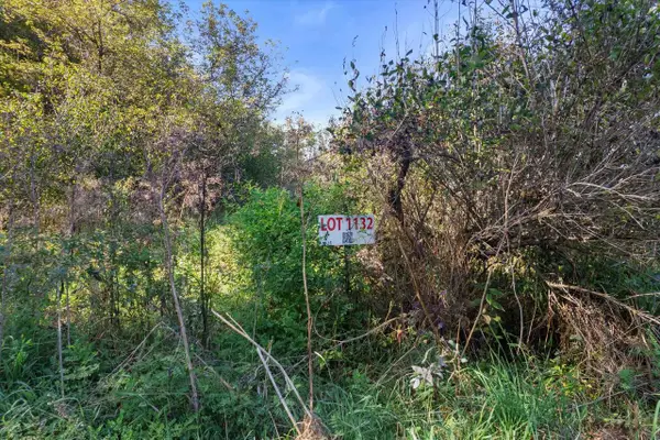 2594, 2595,2596 Amsterdam Court, La Valle, WI 53941