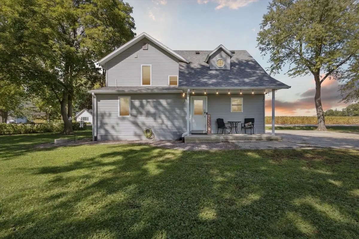 12216 E County Road A, Avalon, WI 53505 - Image #1